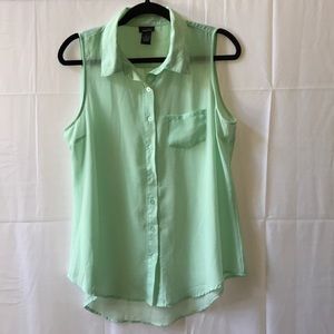Mint lightweight blouse XL